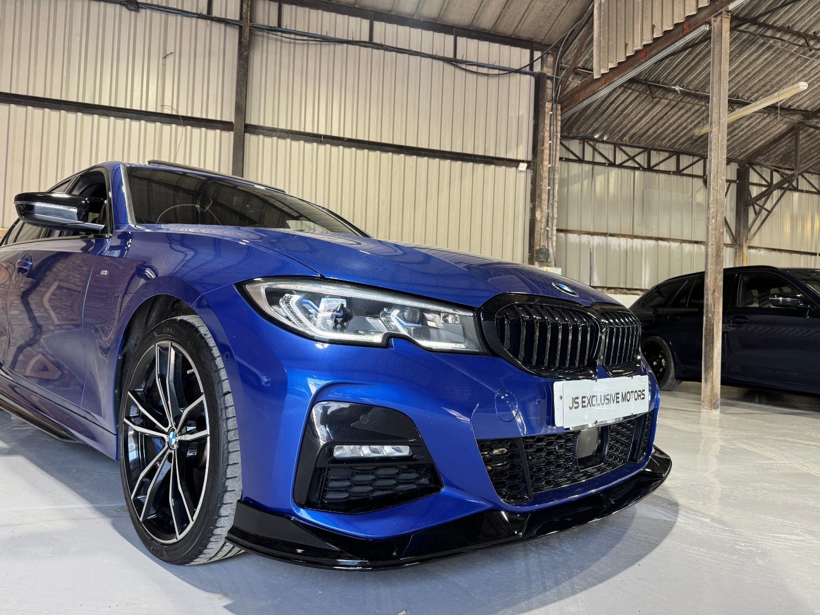 BMW 3 SERIES G20 M BODYKIT QUAD DIFFUSER FRONT SPLITTER SPOILER W/F1 LIGHT - Mod My Car UK