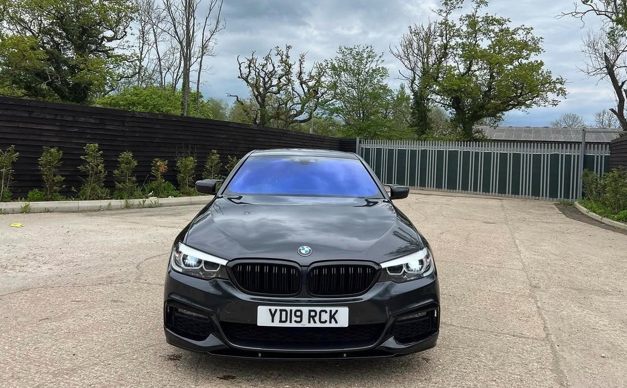 BMW 5 SERIES G30 2017 - 2019 M PERFORMANCE BODYKIT GLOSS BLACK F1 STYLE - Mod My Car UK