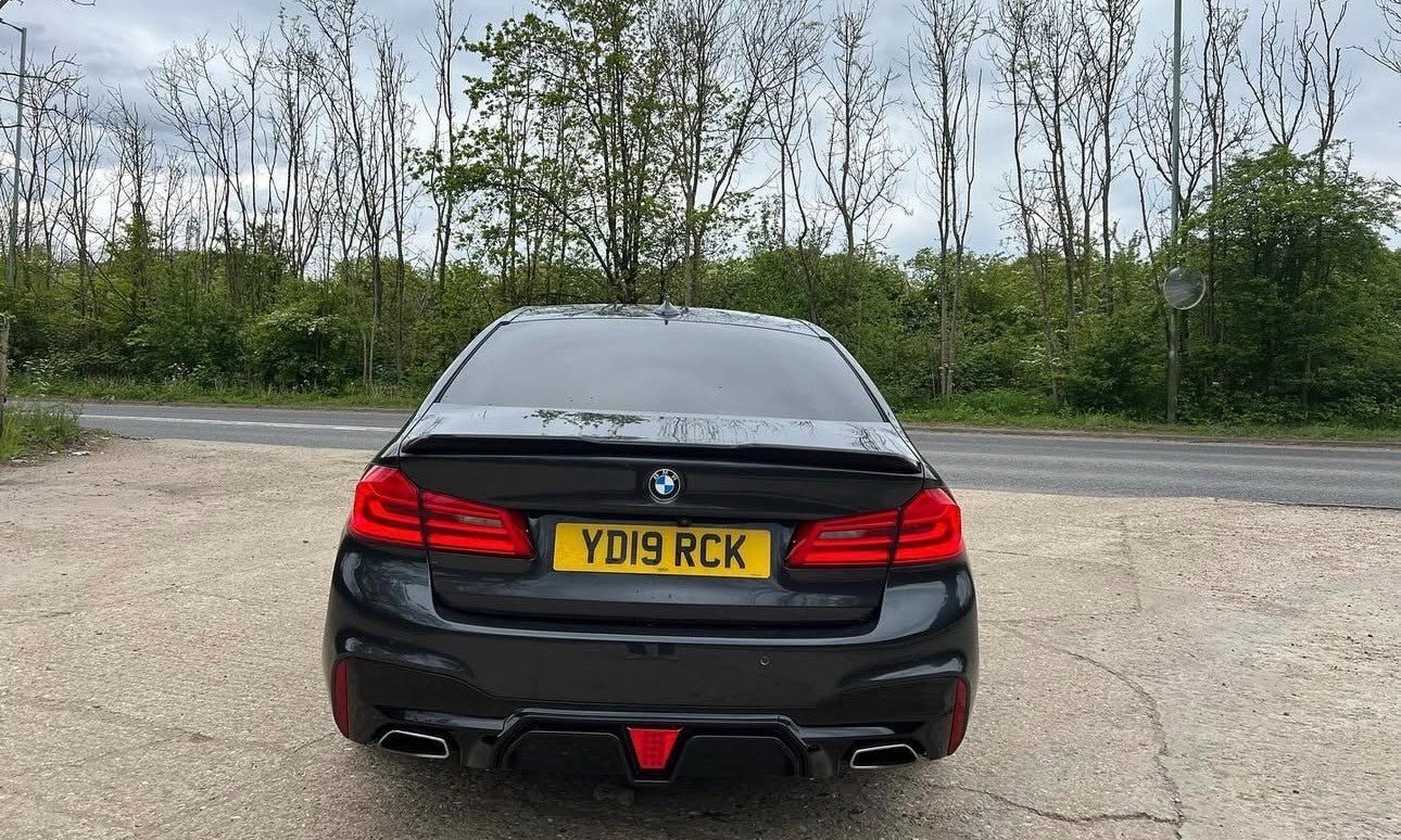 BMW 5 SERIES G30 2017 - 2019 M PERFORMANCE BODYKIT GLOSS BLACK F1 STYLE - Mod My Car UK