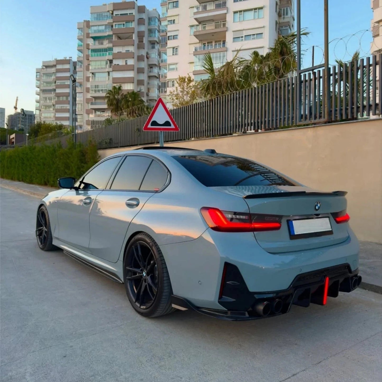 BMW G20 LCI REAR DIFFUSER 2022+ WITH LED BMW 3 SERIES BODY KIT GLOSS BLACK - Mod My Car UK