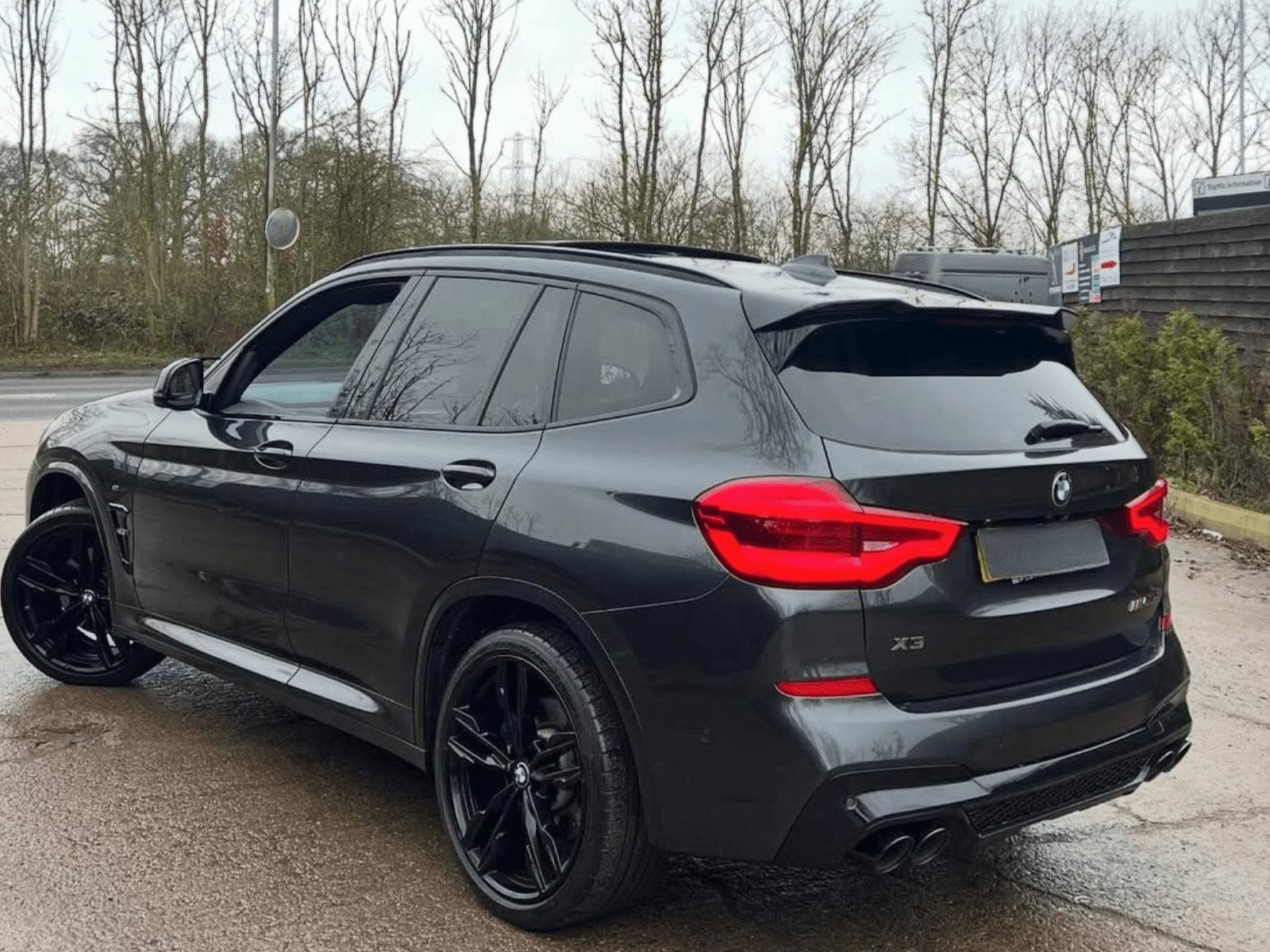 BMW X3 G01 BODYKIT QUAD STYLE DIFFUSER SPLITTER 2018+ GLOSS BLACK - Mod My Car UK