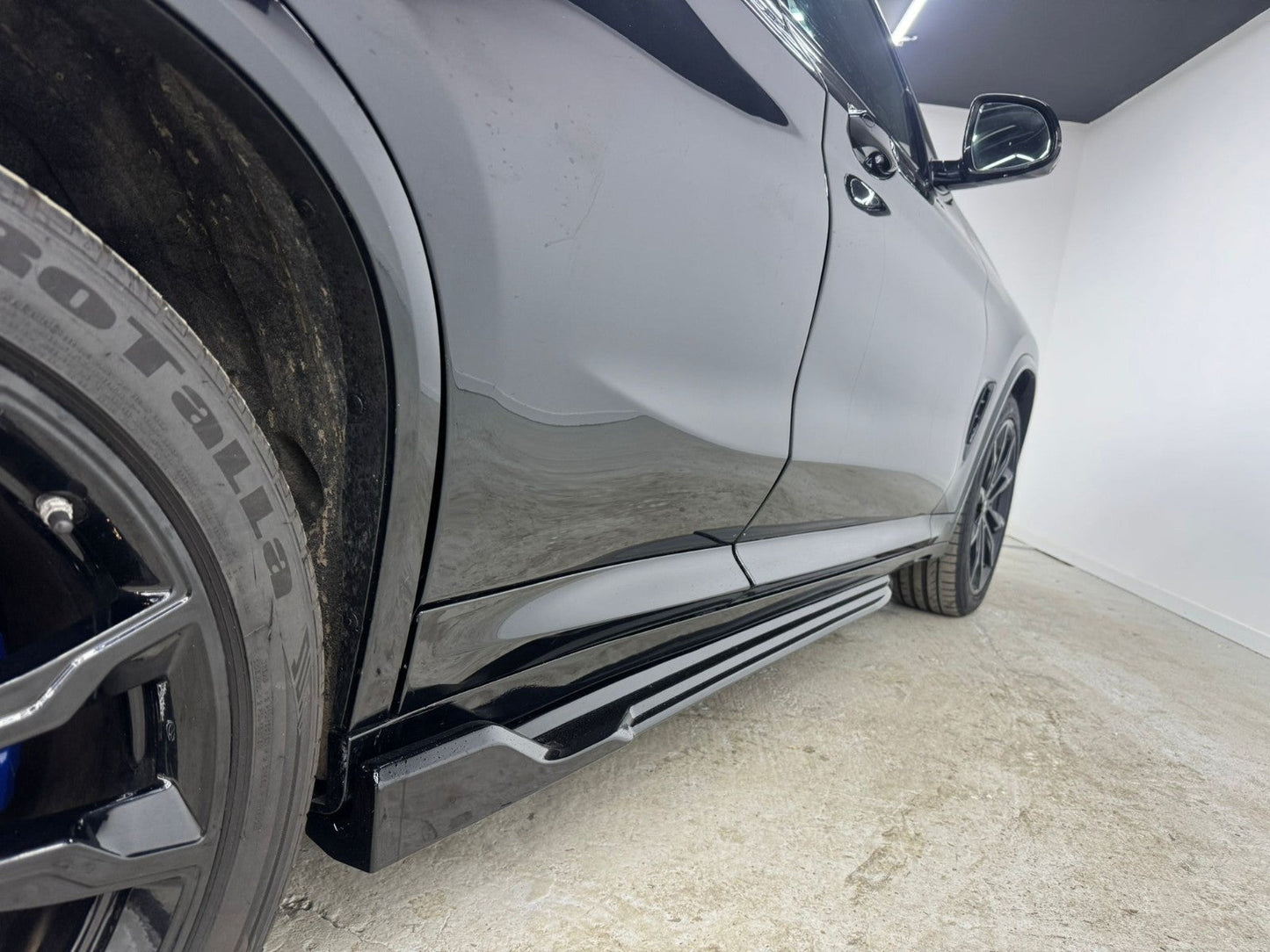 BMW X4M G02 BODYKIT PERFORMANCE STYLE G02 BODYKIT X4 GLOSS BLACK PRE - LCI 2018+ - Mod My Car UK