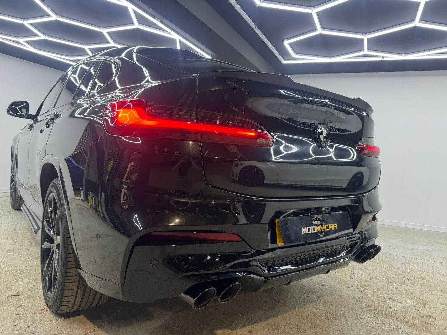 BMW X4M G02 BODYKIT PERFORMANCE STYLE G02 BODYKIT X4 GLOSS BLACK PRE - LCI 2018+ - Mod My Car UK
